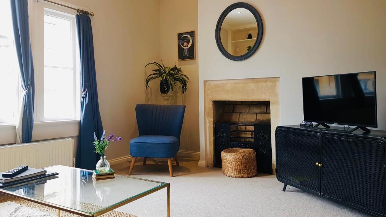 Willoughby Apartment Μπαθ Εξωτερικό φωτογραφία